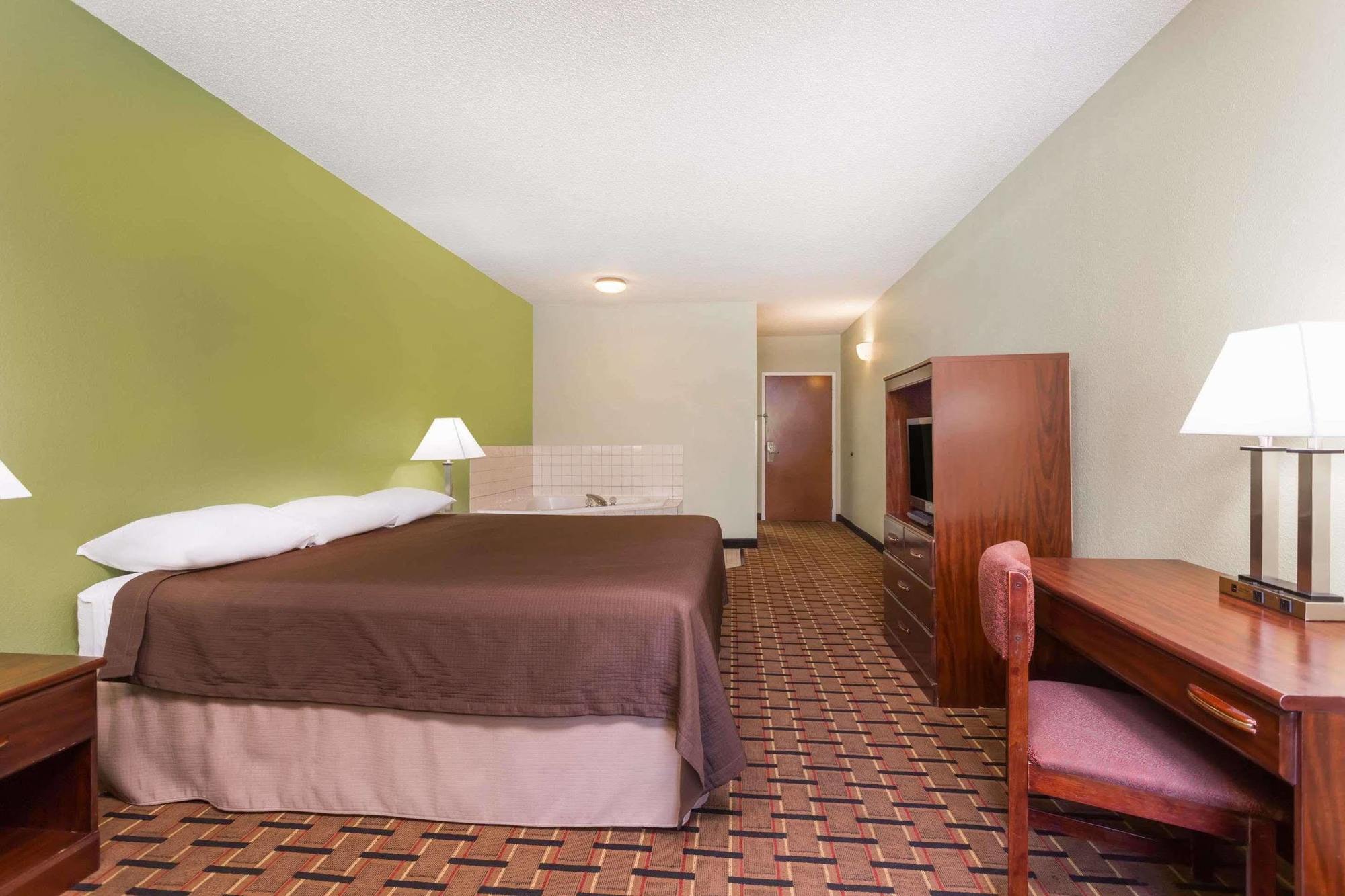 Super 8 By Wyndham Greer/Spartanburg Area Екстериор снимка